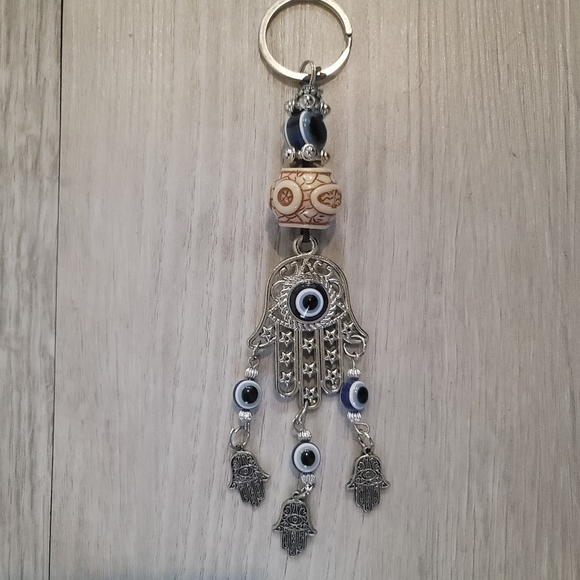 Evil Eye Hamsa Keychain - Picture 1 of 5